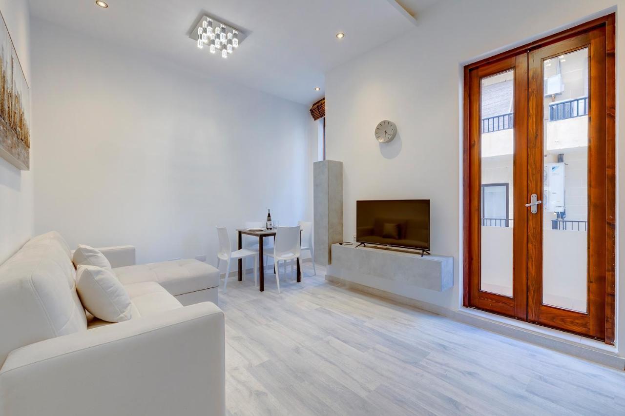 Modern Apartment In The Best Area Of Sliema Exteriér fotografie